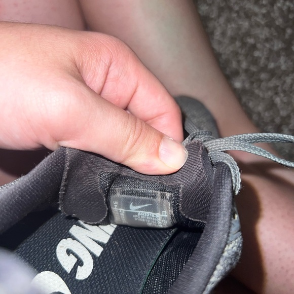 Womens nike - Picture 2 of 3